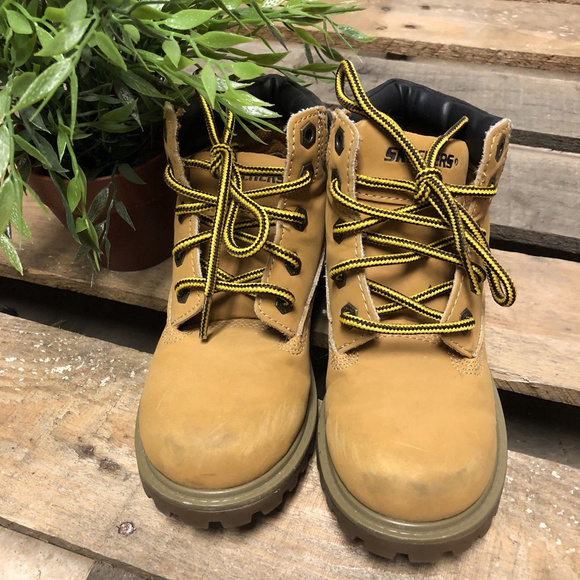 skechers adventure boots